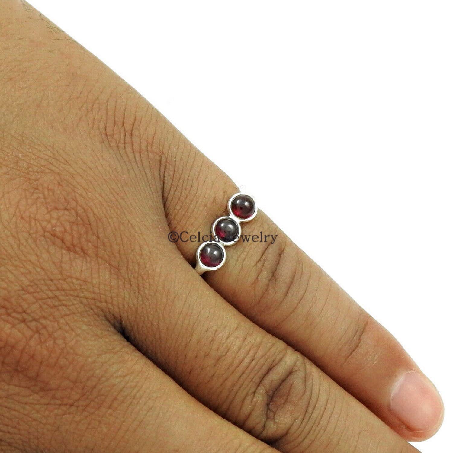 Anillo de piedras preciosas de granate natural, plata de ley 925 real, anillo de 3 piedras semipreciosas, anillo apilable, piedra de nacimiento de enero, regalos del día de San Valentín para novia