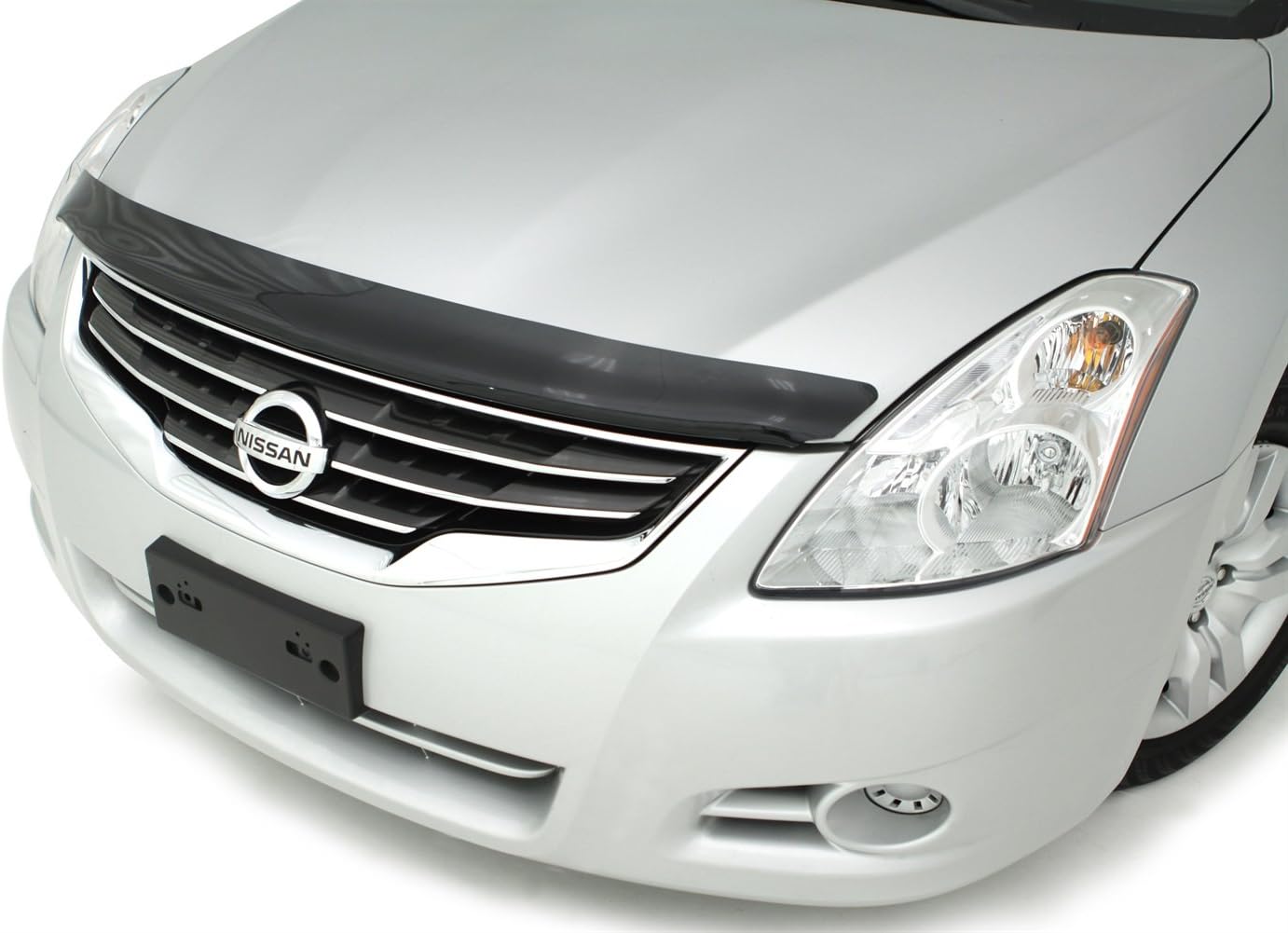 Auto Ventshade [AVS] Carflector Hood Shield / Protector | Fits 2010 - 2012 Nissan Altima | Medium Profile Bug Deflector - 1 pc., Dark Smoke | 20733