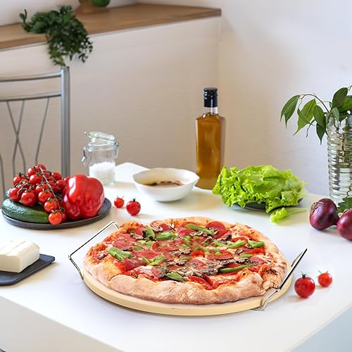 Miniatura 7 de ZENFUN Piedra redonda para pizza con cáscara de madera y estante de transporte de metal, piedra de pizza de 12 pulgadas para cocinar al horno,