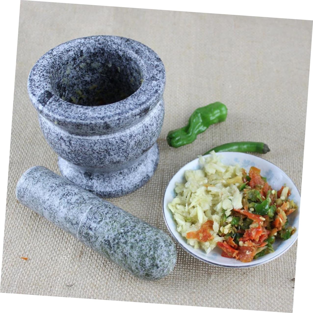Polished Natural Stone Garlic Pounder and Mortar Set, Medium 10cm Diameter with Lid, Manual Kitchen Tool for Crushing and Grinding Spices and Garlic
