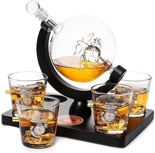 U.S. Marine Globe - Juego de decantador de whisky con 4 vasos de licor, juego de regalo para veteranos marinos con base de madera de caoba y