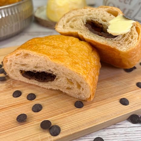 Locawo Protein Source & Lower Carb Pain au Chocolat Chocolate Croissant Protein Rolls Full Wheat Flavour Ideal for a Protein-rich Calorie and Sugar Reduced Diet