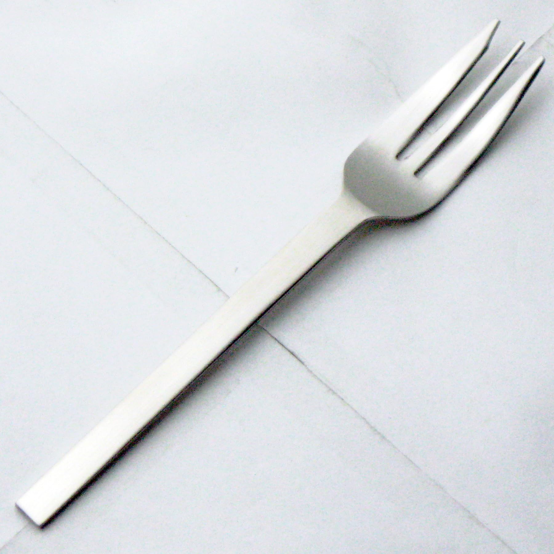 Nagao Natural Cake Fork, 5.5 inches (14.1 cm), 18-10 Stainless Steel, Made in Japan