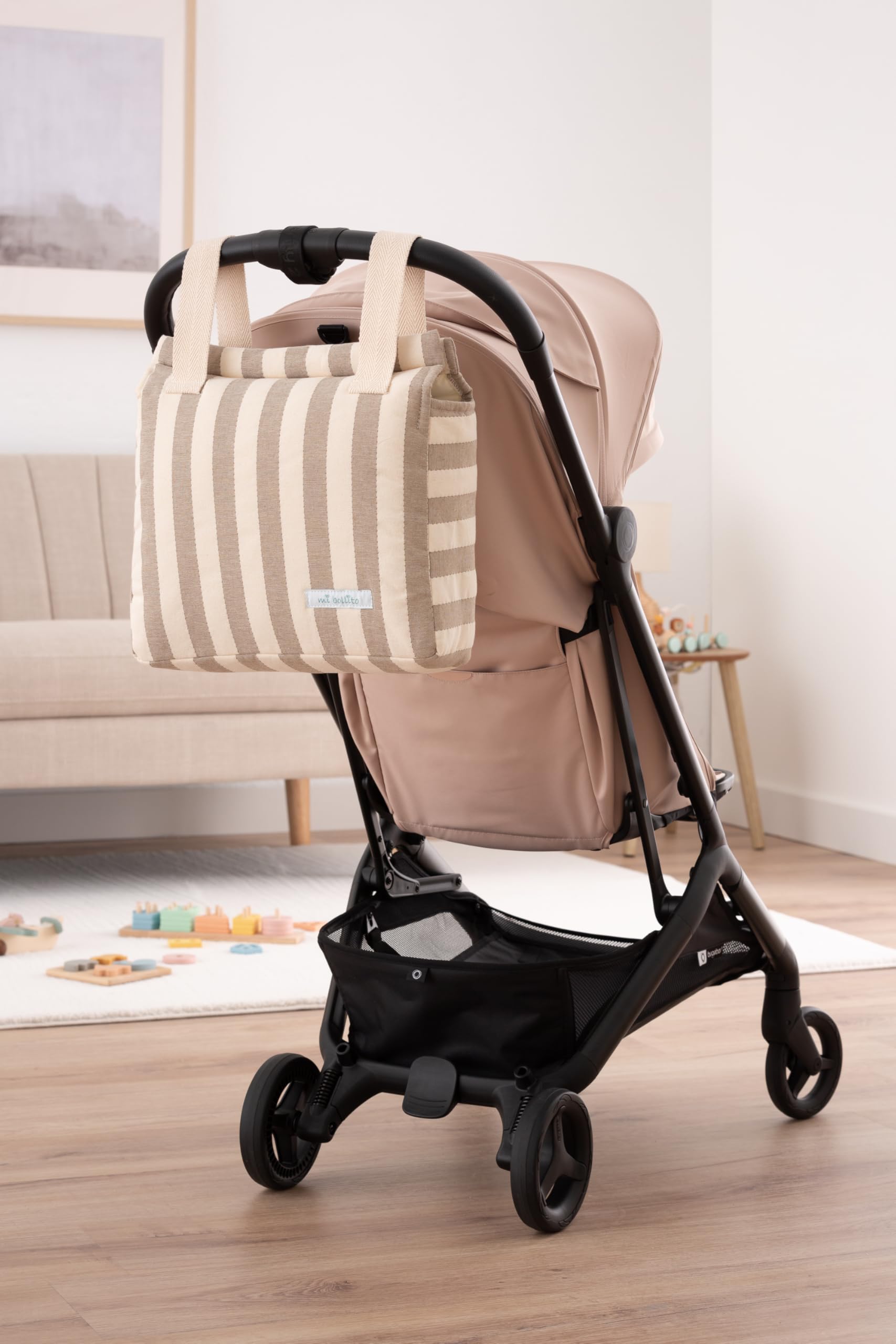Sac à roulettes pour bébé | Nouvelle collection | Sac pour poussette universel avec fermeture à clic | Léger, pratique et avec grande capacité | Motif à rayures.