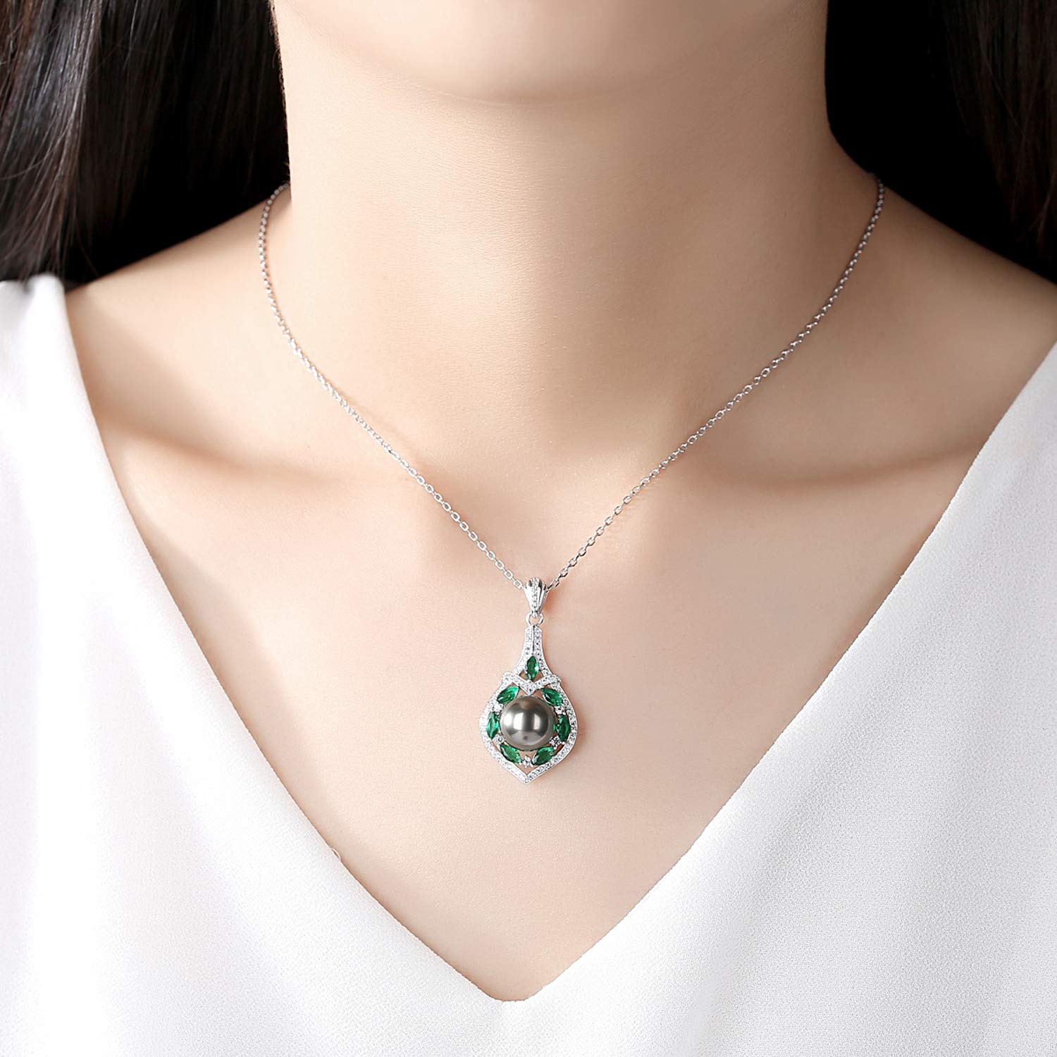 VIKI LYNN Collar con colgante de perlas negras cultivadas de Tahití, de 10 a 11 mm, plata de ley de calidad AAA, circonita cúbica para mujer, Plata esterlina Zirconia cúbica Plata de ley Circonita