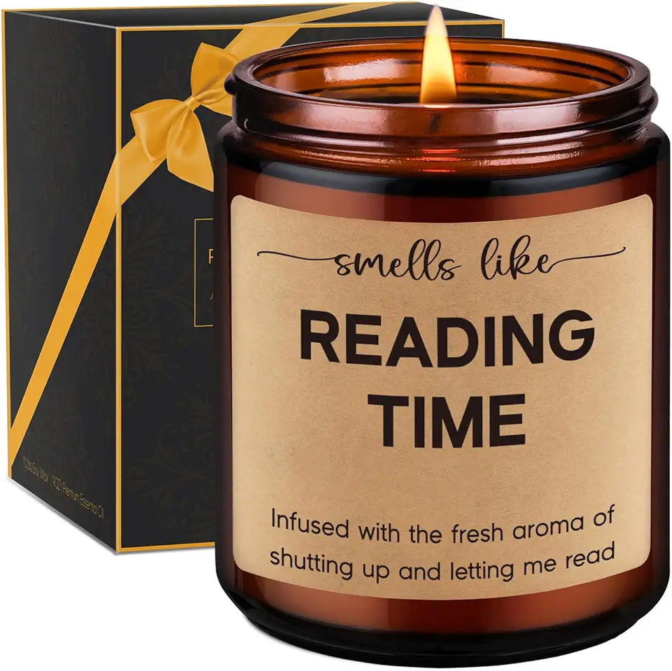 Book-Themed Candle