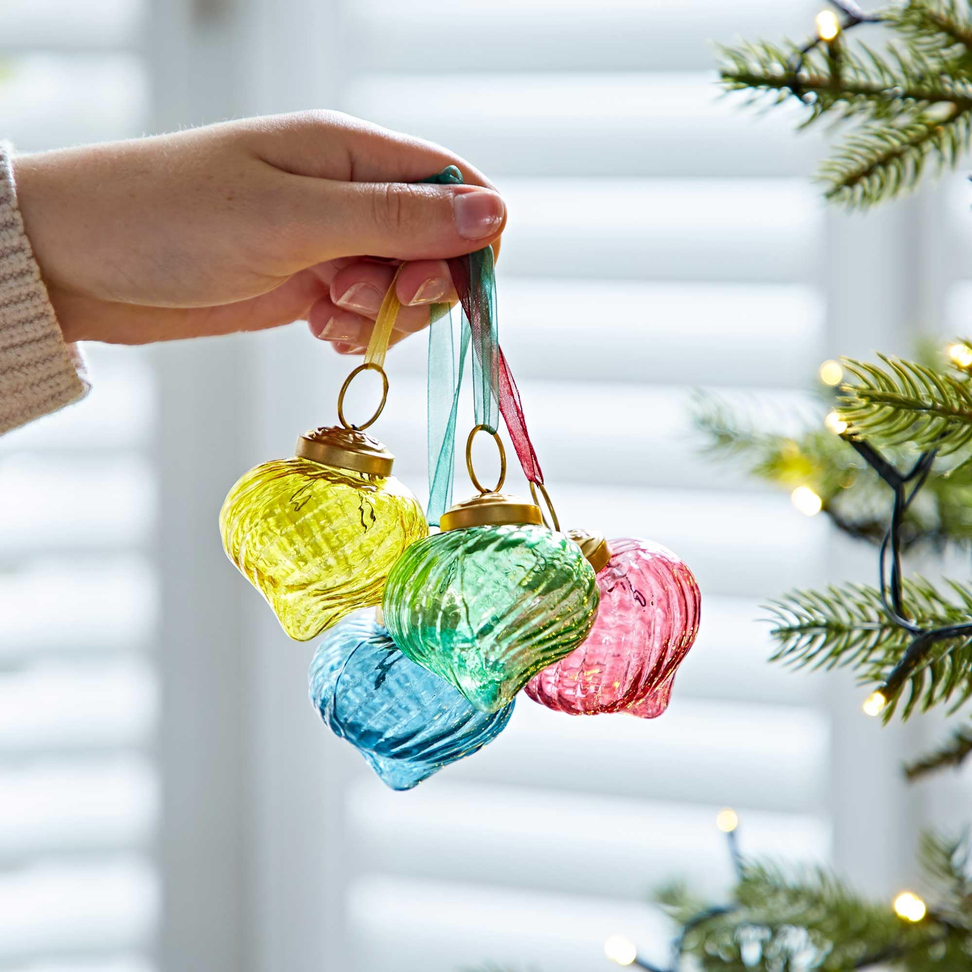 Set of 4 Coloured Recycled Glass Raindrop Baubles - Holiday Décor - Xmas Hanging Glass Ornaments - Christmas Tree Decoration