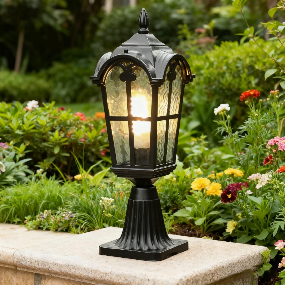 XINYASEE Lanterne sur poteau d'extérieur vintage noire, lampadaire rétro en verre martelé au design orné, étanche, pour jardin, cour, terrasse, lampe décorative classique.