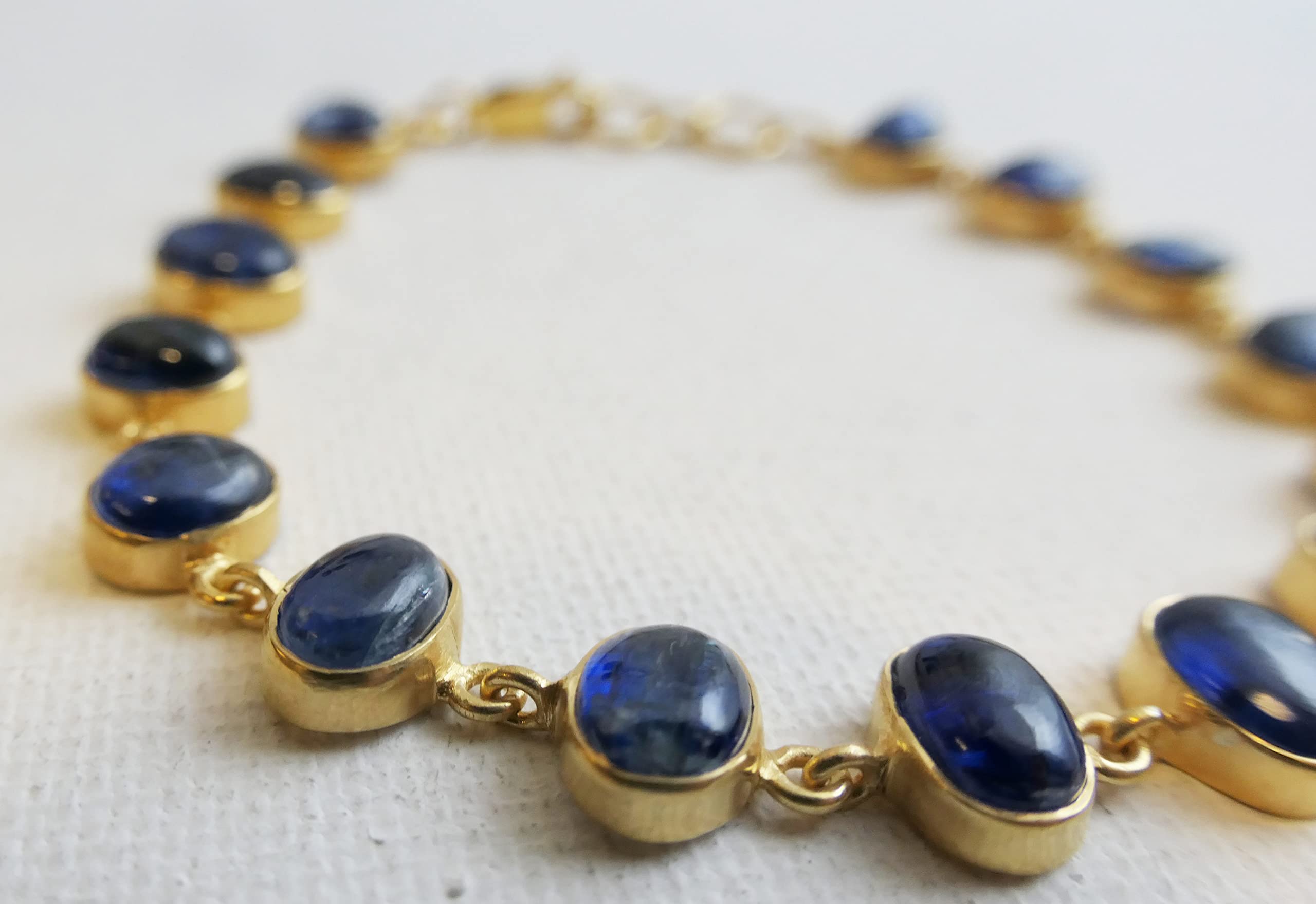 Pulsera de plata de ley con baño de oro de cianita