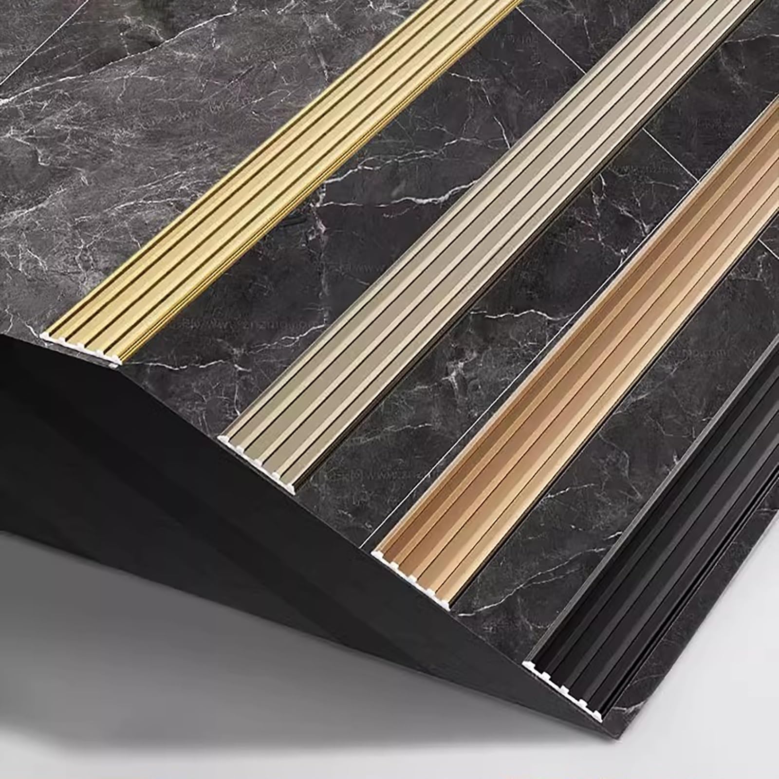 Perfil De Borde De Escalera Antideslizante 90CM – 3 Piezas Para Escaleras Interiores Y Exteriores, Tira Plana Para Seguridad Y Protección En Suelos Y Escaleras(Gold A,39.5mm)