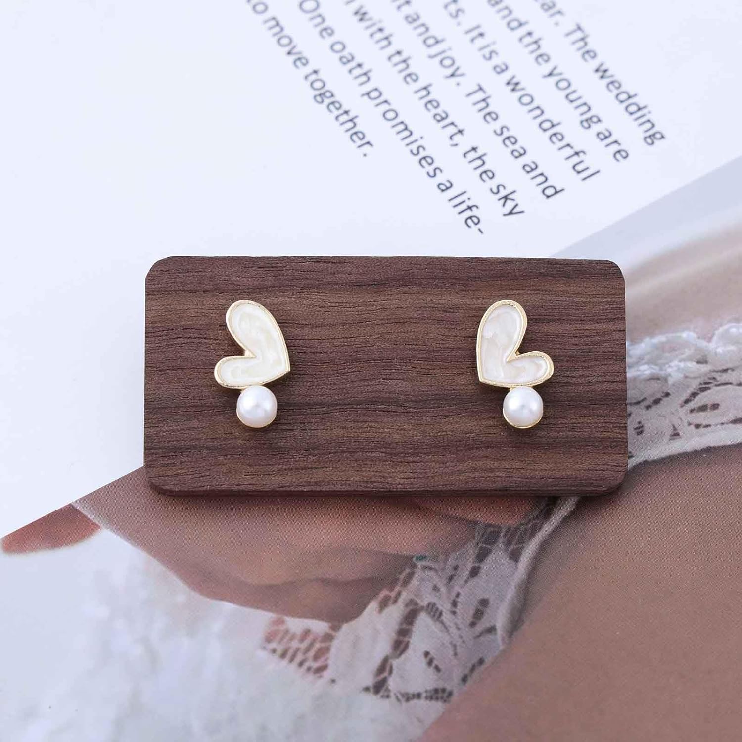 Vintage Pearl Shell Heart Earrings Enamel Heart Stud Earrings Gold Pearl Earrings Pearl Heart Earrings Jewelry for Women - Image 3