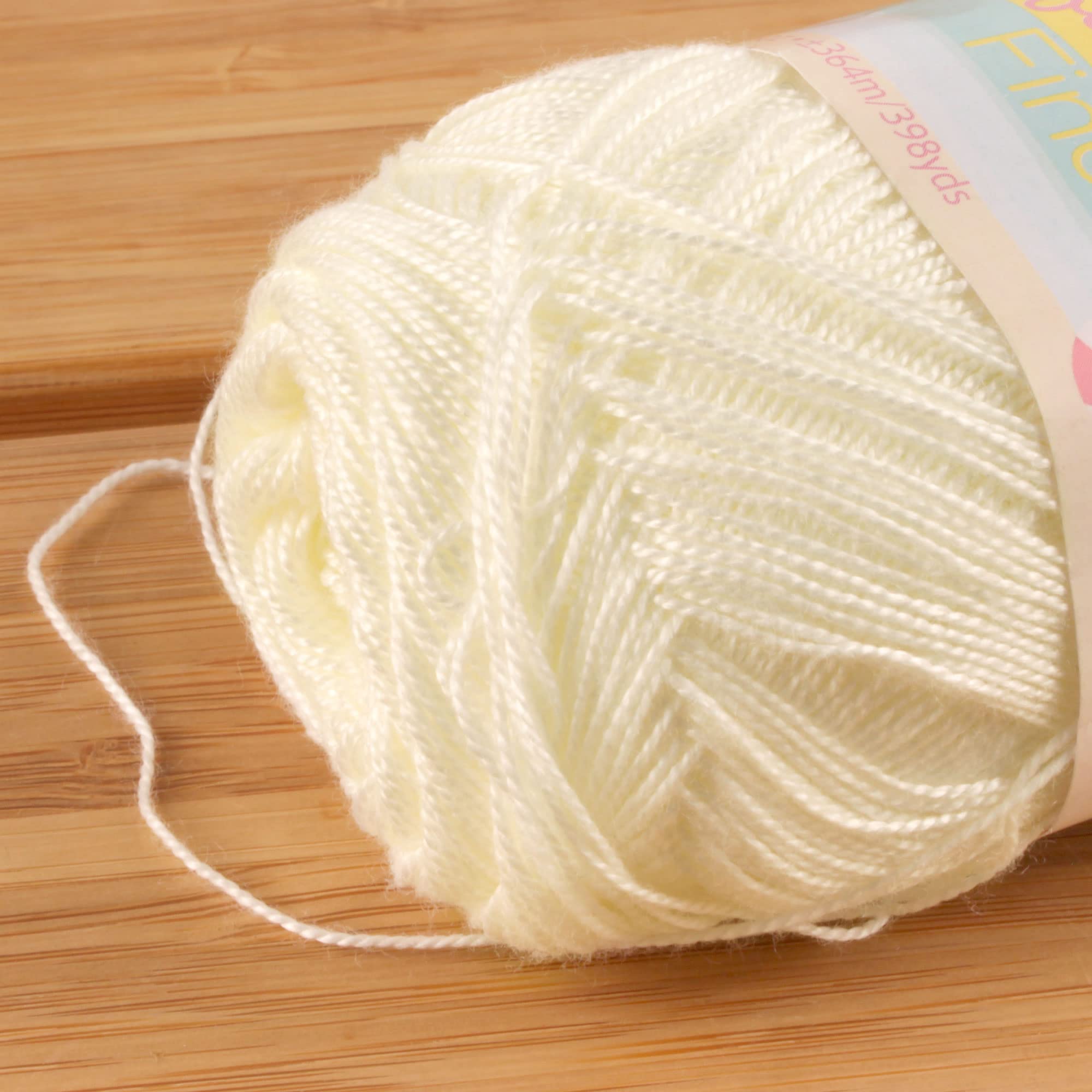 Amazon.de: Spitze Gewicht Tencel Garn  herrlich feinem  60% Bambus 40% Tencel  Garn  4 oder 8 Garnknuel  30 Farbe Optionen 10 Skeins Col 19 Snow White