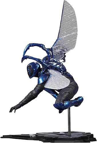 Miniatura 4 de McFarlane Toys - Estatua de resina de 12 pulgadas de DC Direct Blue Beetle (película de escarabajo azul)