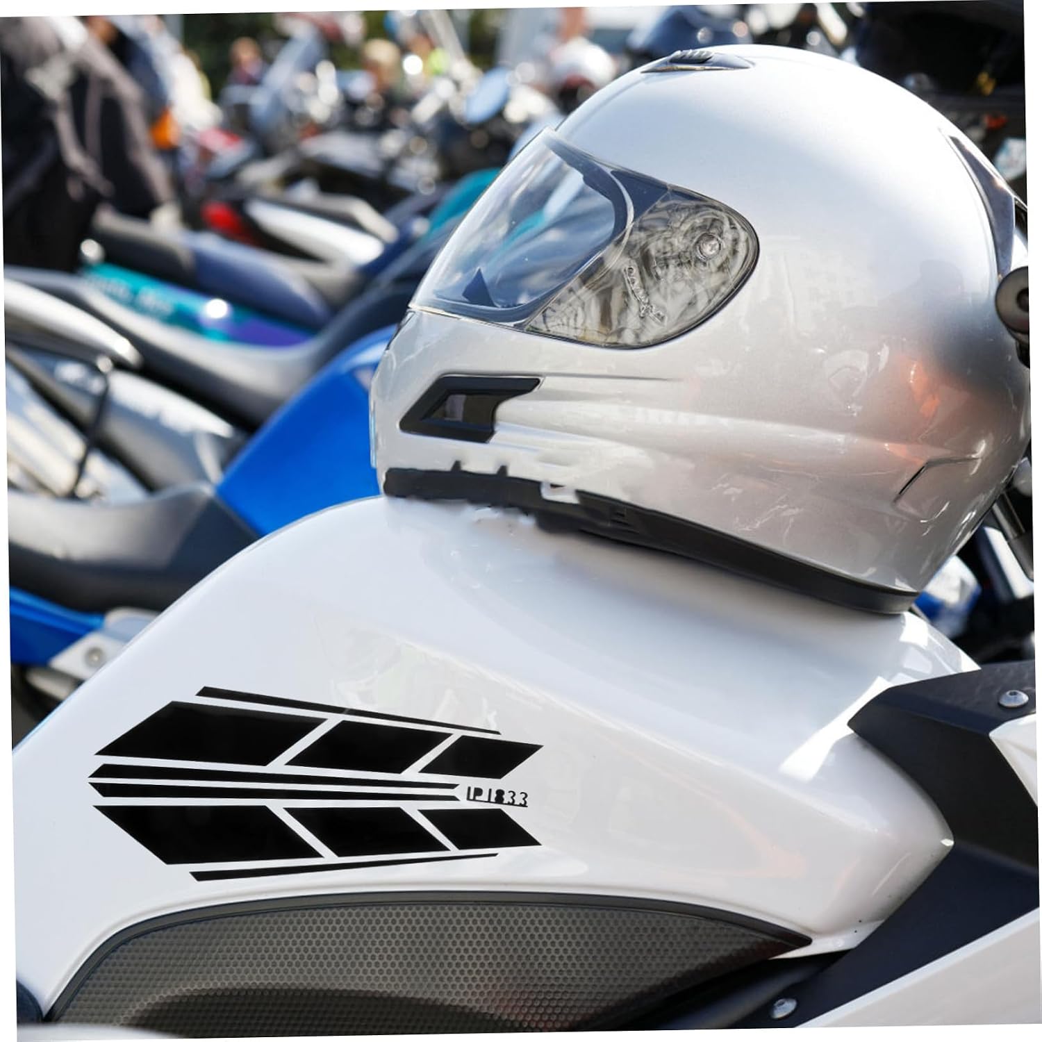 Luxshiny 2sheets Motorcycle Oil Tank Stickers Car Stickers for Bikers Motocross Decal Easy to Apply Decal Decorations
