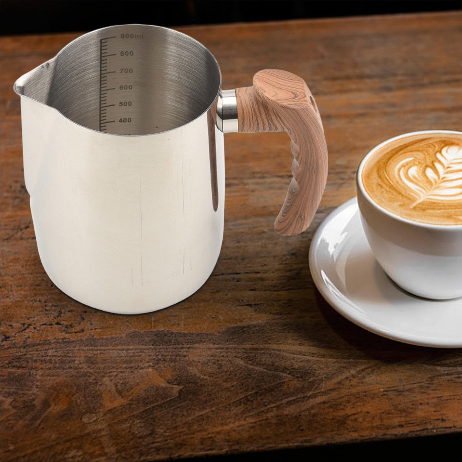 Taza for espumar leche con mango de madera, taza de vapor Barista de acero inoxidable, jarra for espumar leche, cafetera for fiesta, vacaciones, casa, 2 uds. Para café(Silver,600ml)
