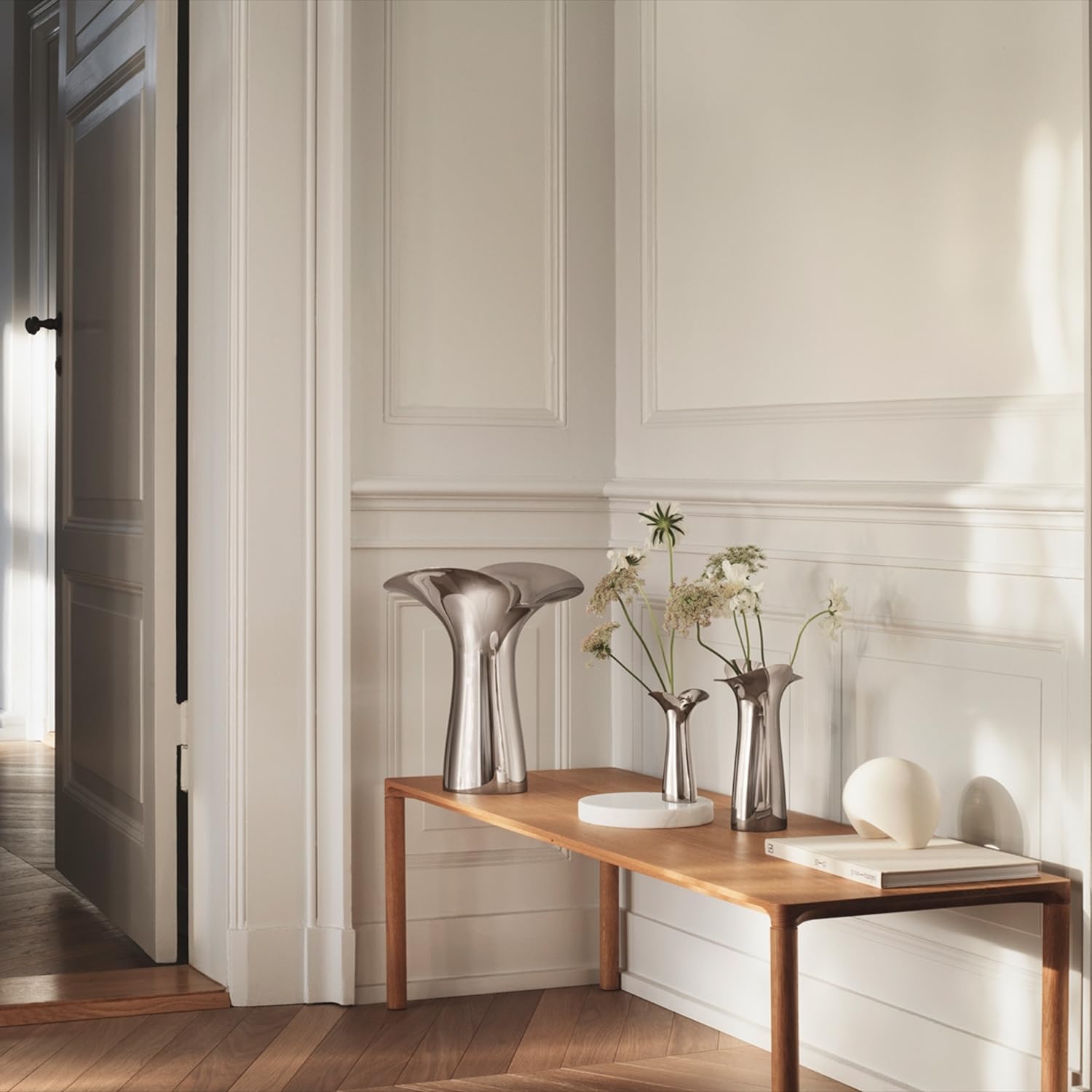 新品  フラワーベース NO.10016984 Amazon.co.jp: Georg Jensen 花瓶 フラワーベース 22cm BLOOM シルバー