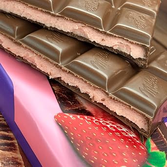 Milka Chocolate Erdbeer (Chocolate Strawberry) 300 g