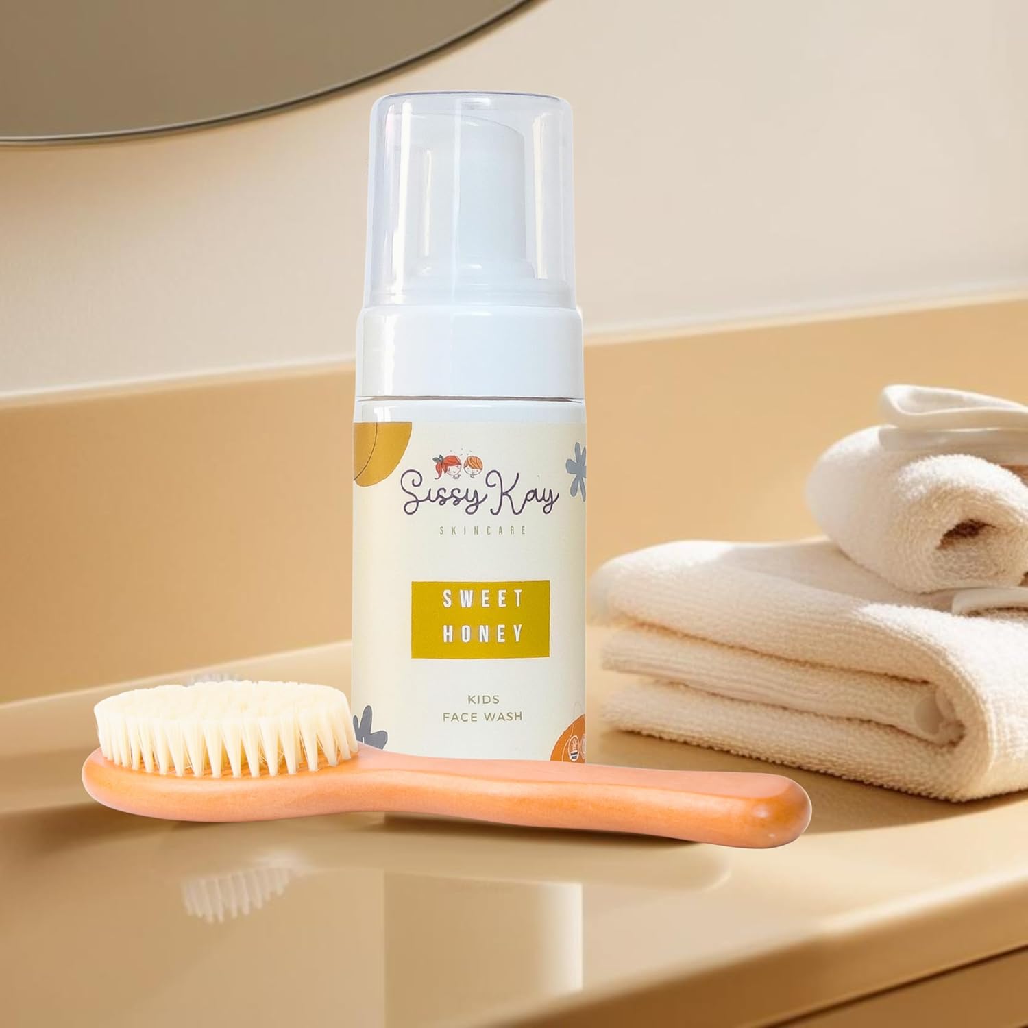 Kids Foaming Face Wash for Boys, Girls - Natural Face Wash For Kids - Gentle Honey Cleanser With Vitamin C & Vitamin E -Tear Free For Sensitive Skin - Honey - 100 ml - Image 7