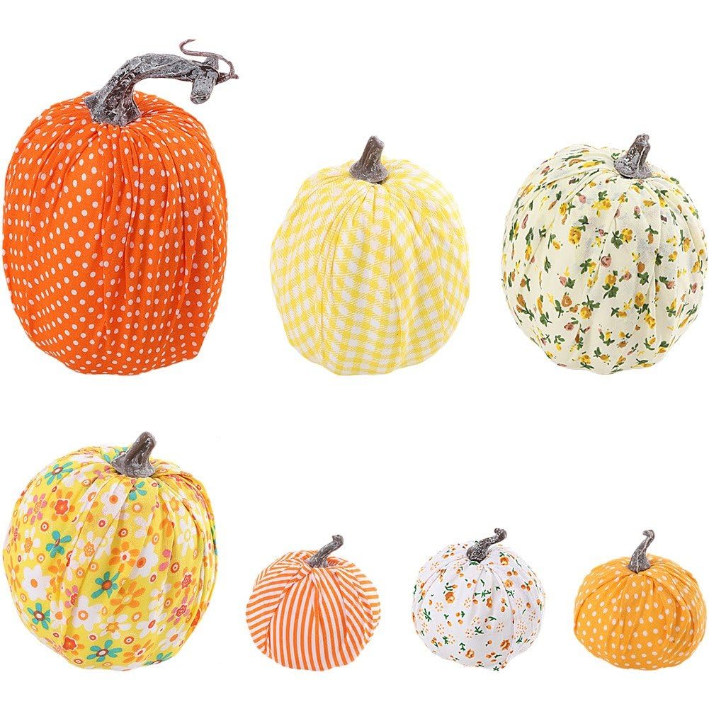 Caeanhi 7pcs Artificial Pumpkins Harvest Lifelike Pumpkin Ornament Assorted Sizes Fake Foam Pumpkins Set for Fall Autumn Thanksgiving