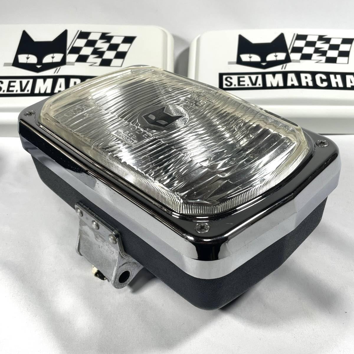 マーシャルMARCHAL 950CHARLIE ライトカバー　当時物レトロ希少 マーシャルMARCHAL 950CHARLIE ライトカバー 当時物レトロ希少