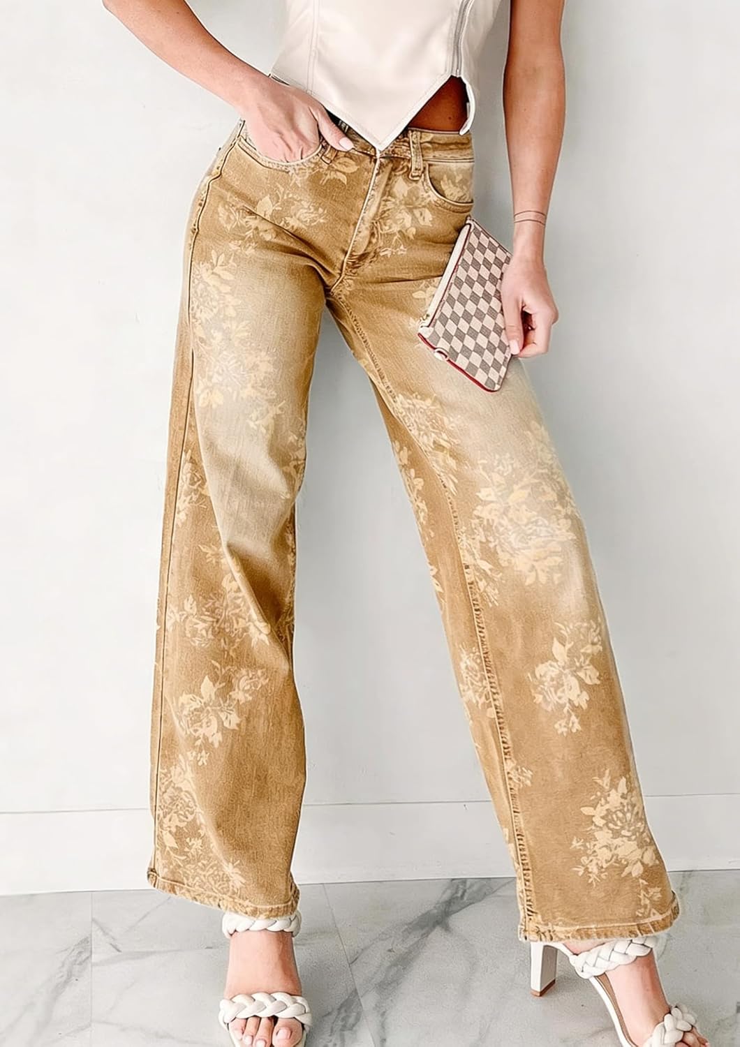 chouyatou Women Distressed Y2K Floral Print Jeans Casual Straight Leg High Waisted Trousers Denim Pants