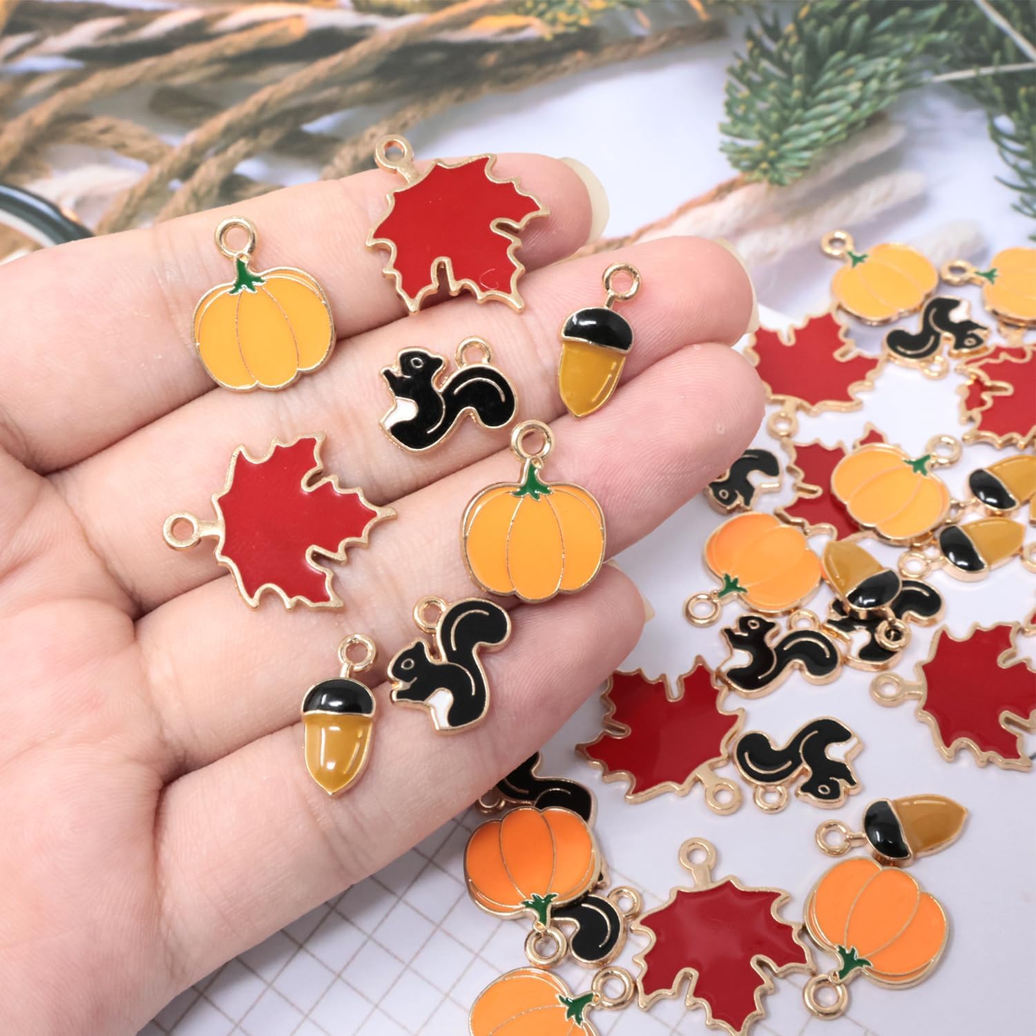 Honbay 40PCS Enamel Alloy Fall Charms Pendant Autumn Maple Leaf Pumpkin Squirrel Acorn Pendant Thanksgiving Halloween Alloy Bead Charms for Earrings Bracelets Necklaces Jewelry Crafts Making - Image 7