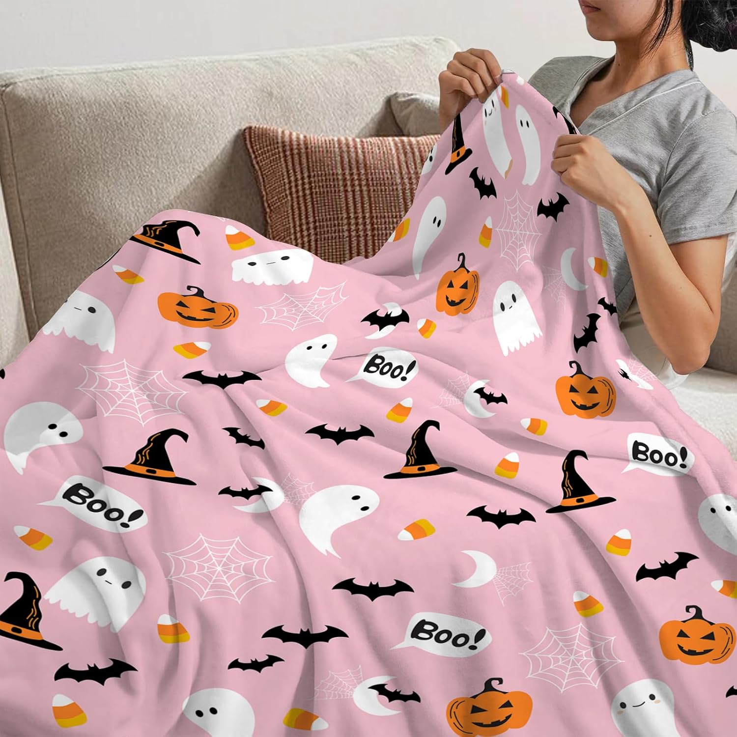Halloween Cute Ghost Blanket - Pink With Pumpkin, Lightweight Throw for Women, Soft Cozy Fleece for Couch, Living Room, Bed - Kids Girls 30x40 Inches