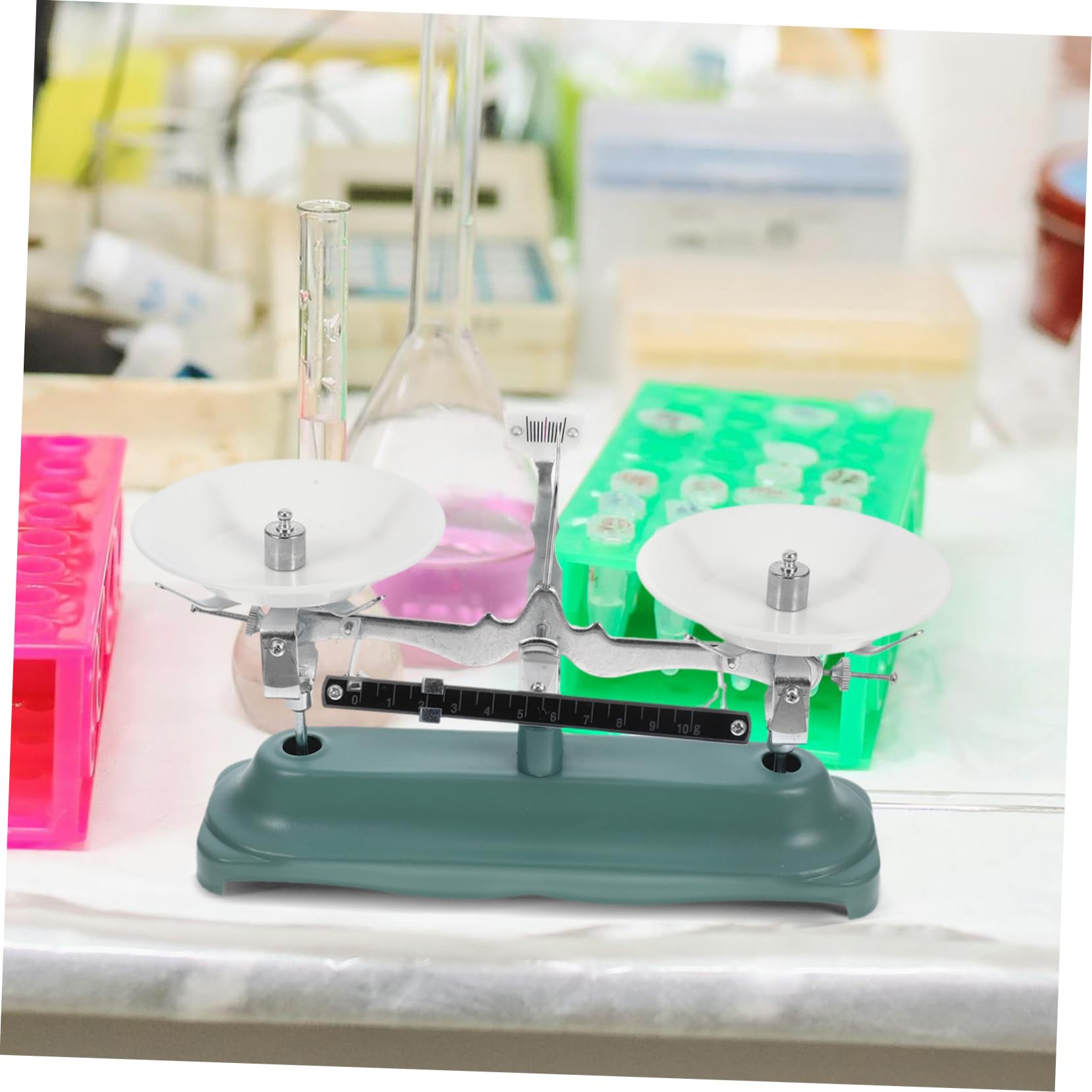 ULTECHNOVO Balance à Triple Fléau Pour Laboratoire Outil De Pesage Portable Avec Poids Inclus Pour Expériences Pédagogiques Et Scientifiques