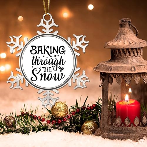 Vista 66 de Adorno de Navidad de metal para feliz año nuevo Yall, adornos de Navidad de metal, citas divertidas de Navidad, adornos colgantes decorativos de 3