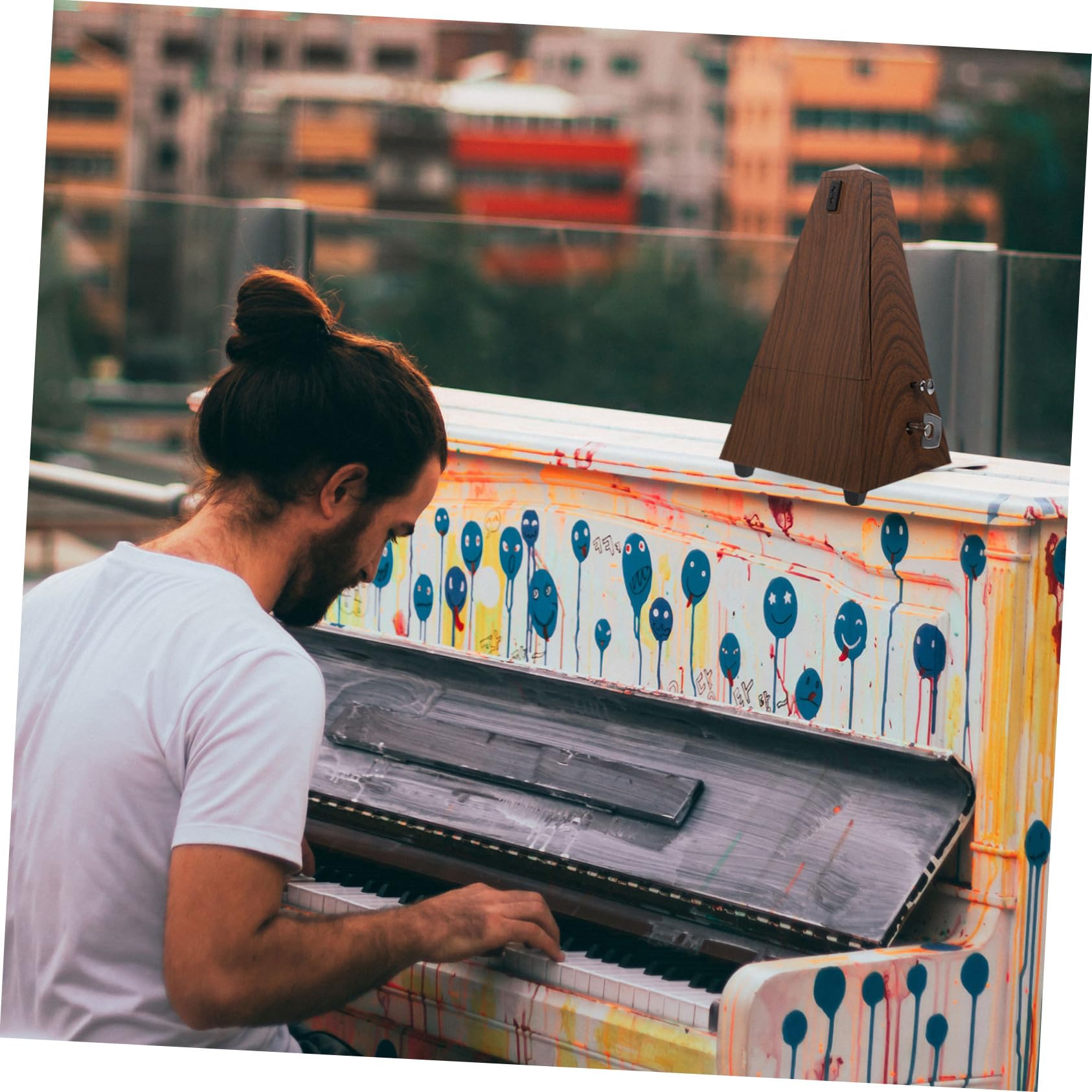 Metrónomo Mecánico Portátil de Torre para Instrumento Musical | Color Coffee, Metal y Abs, Diseño Tres Puntos Antideslizantes, Rango Amplio de Pulso y Ritmo Preciso