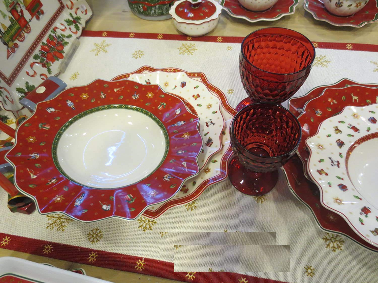 VILLEROY BOCH Set 24 PCS TOY'S Delight Dishes (RED :4 Dinner Plates 29cm -4 DEEP Plates- 4 Desert Plates + White : 4 Dinner Plates-4 DEEP Plates -4 Dessert Plates