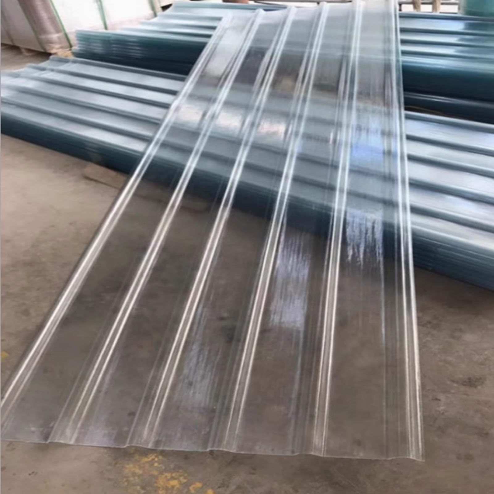 2mm Fiberglass Daylighting Panels,Mute Waterproof Roofing Covers,Replacement Roofing Material,Insulating Corrugated Rainproof Board,Dustproof Daylighting Panels,Easy to Bend (35x67in,10 Pcs)