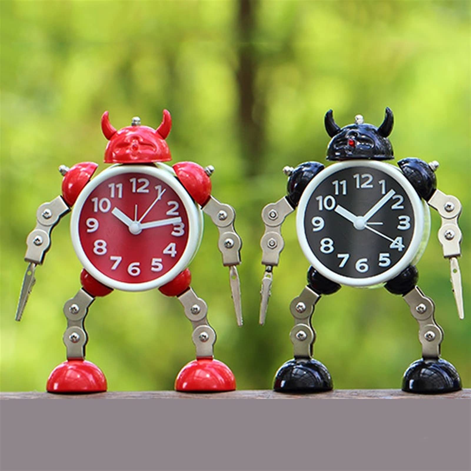 Relojes de Escritorio Robot deformado que parpadea el reloj de alarma de alarma de los niños Dibujos animados de reloj despertador reloj de reloj de metal de metal Las manos y los pies se pueden girar