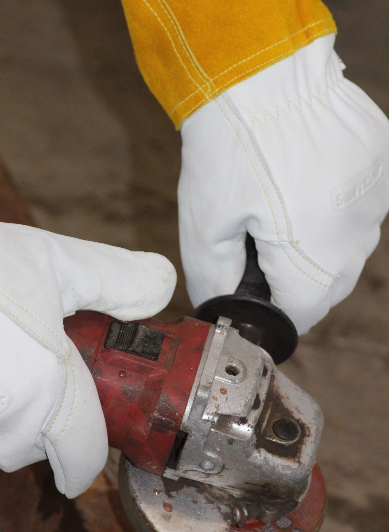 Guantes de soldadura a prueba de fuego, resistentes al calor, parte superior de grano de cuero vacuno Kevlar con forro de mano