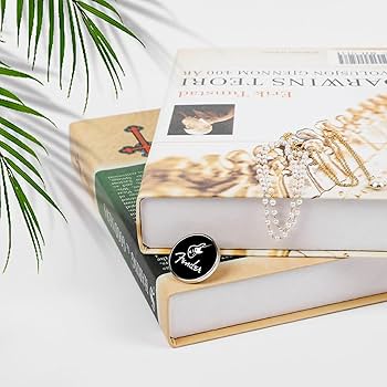 B'z PARTY ギター型ピンバッジ 2個セット B'z PARTY ギター型ピンバッジ 2個セット Amazon.co.jp: B'z