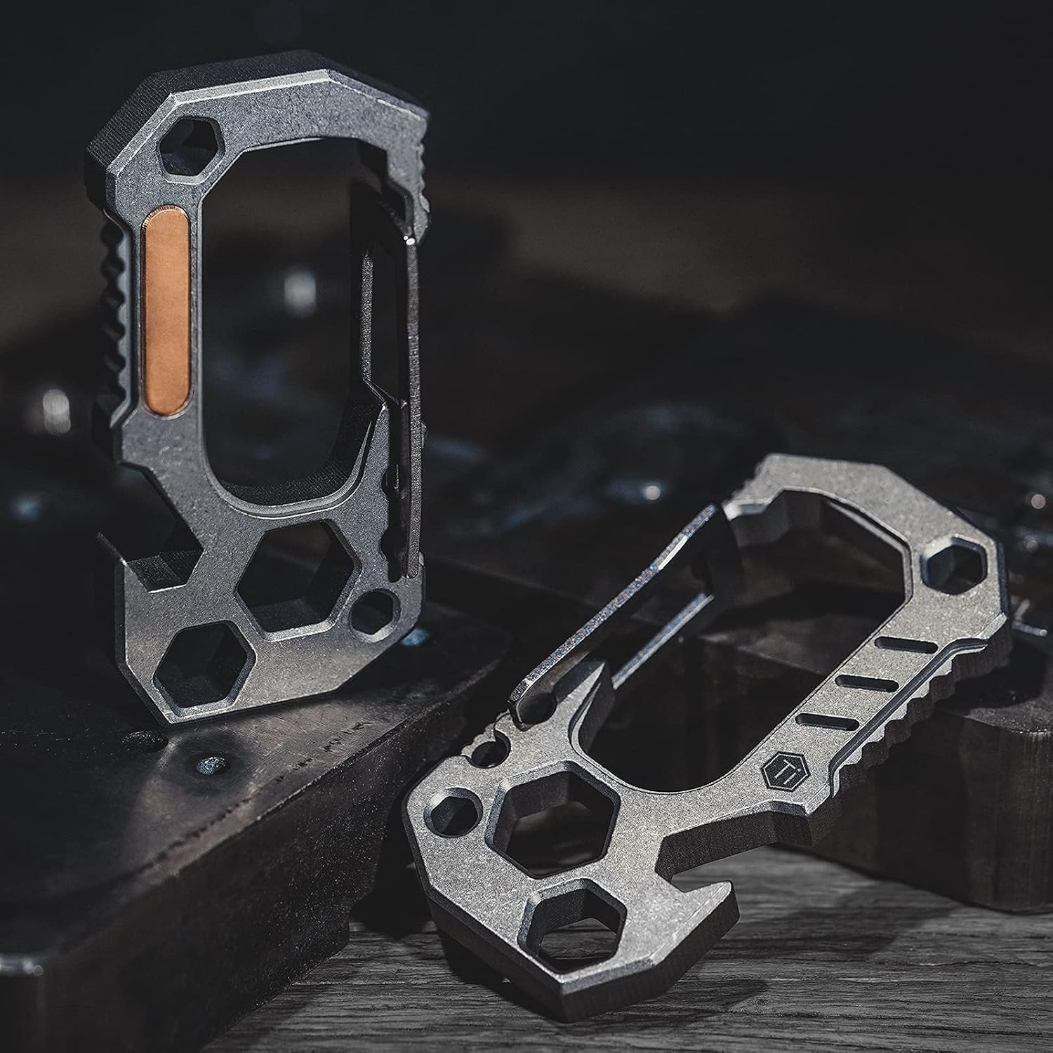 KeyUnity KU01 Titanium Keychain Carabiner Multitool, Carabiner Key Holder, Screw Wrenches, Screw Bit Holder, Bottle Opener, Multifunctional tool for Men