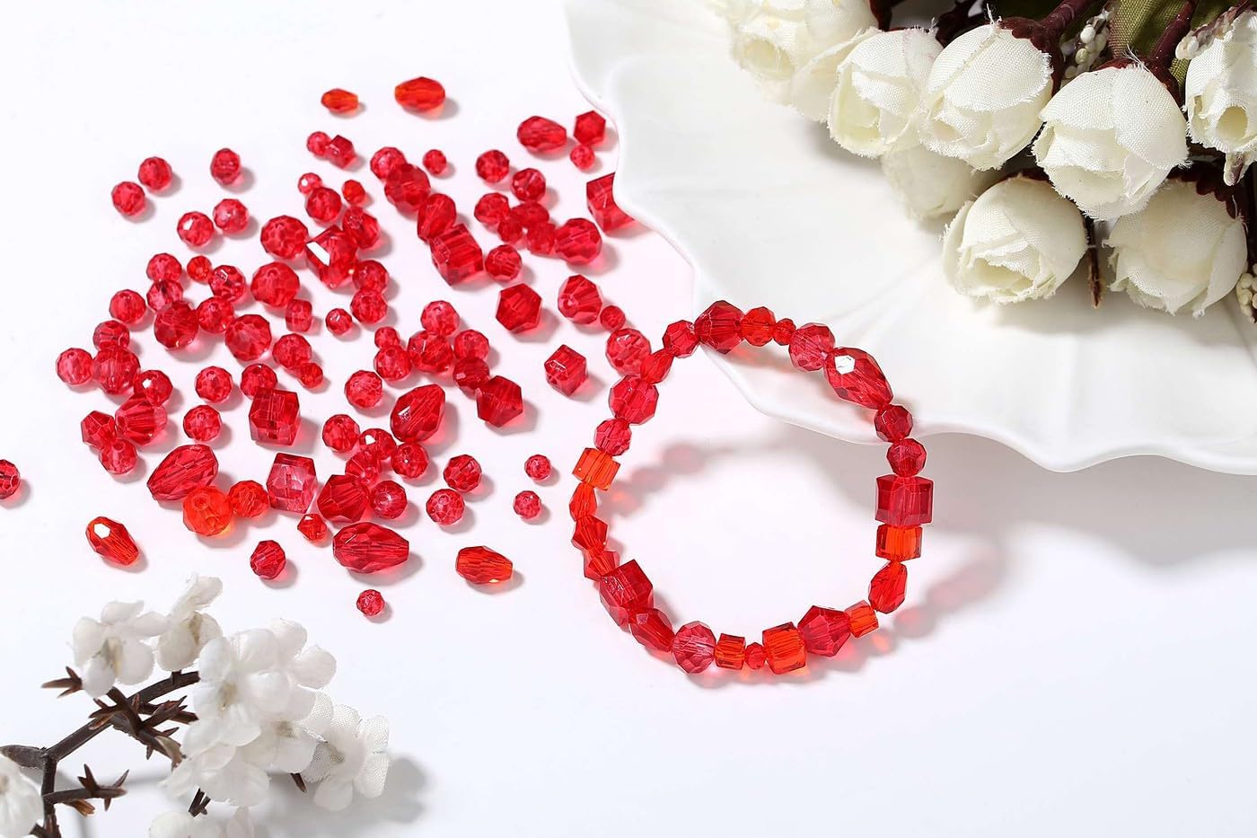 LAIDANLA 800PCS Glass Beads Red Color Crystal Beads Assorted Crystal Beads with Container Box for DIY Necklace Bracelet Earring Jewelry Making - Image 4
