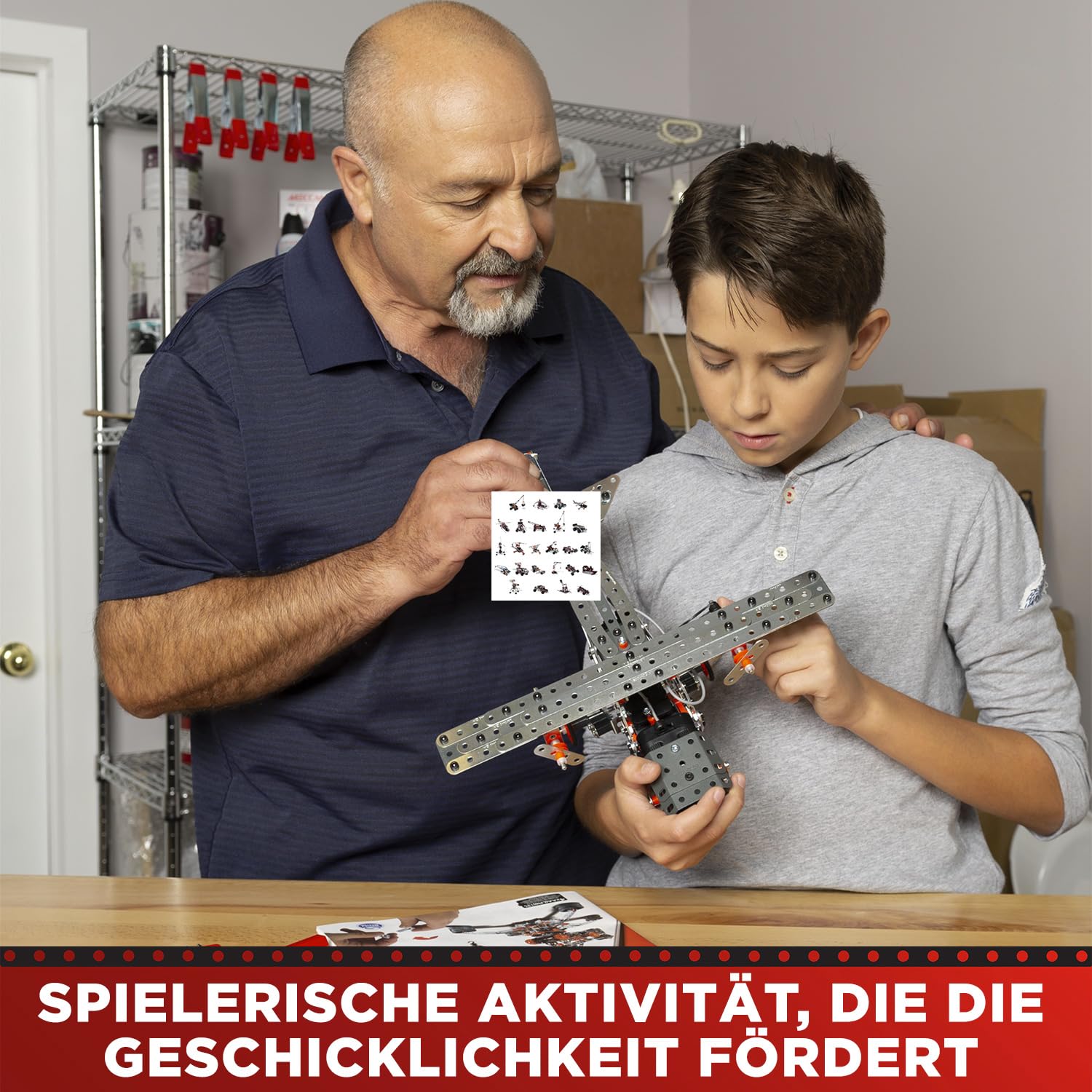 BANDAI Meccano Super Construction 11-in-1 – Baukoffer | Bausatz mit 638 Teilen, Motor, Werkzeug und Anleitung, 11 Fahrzeug- und Maschinenmodelle, ab 10 Jahren – APM11107
