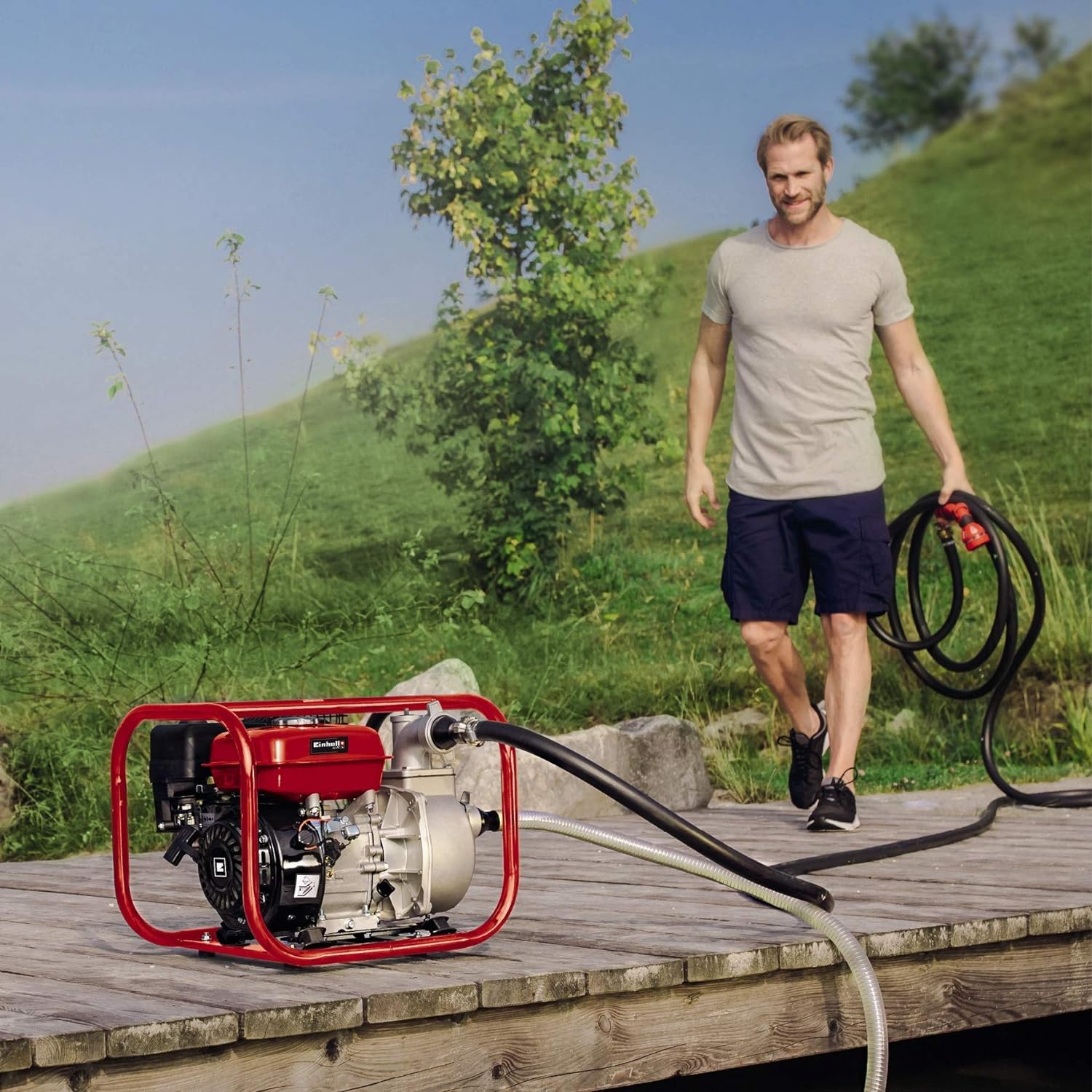Einhell Bomba de agua a gasolina GE-PW 46 (4,6 kW, motor de 4 t., caudal máximo 23.000 l/h, depósito de 3,6 l, fusible de bajo nivel de aceite, incl. adaptador p. conexión de manguera/rosca exterior)