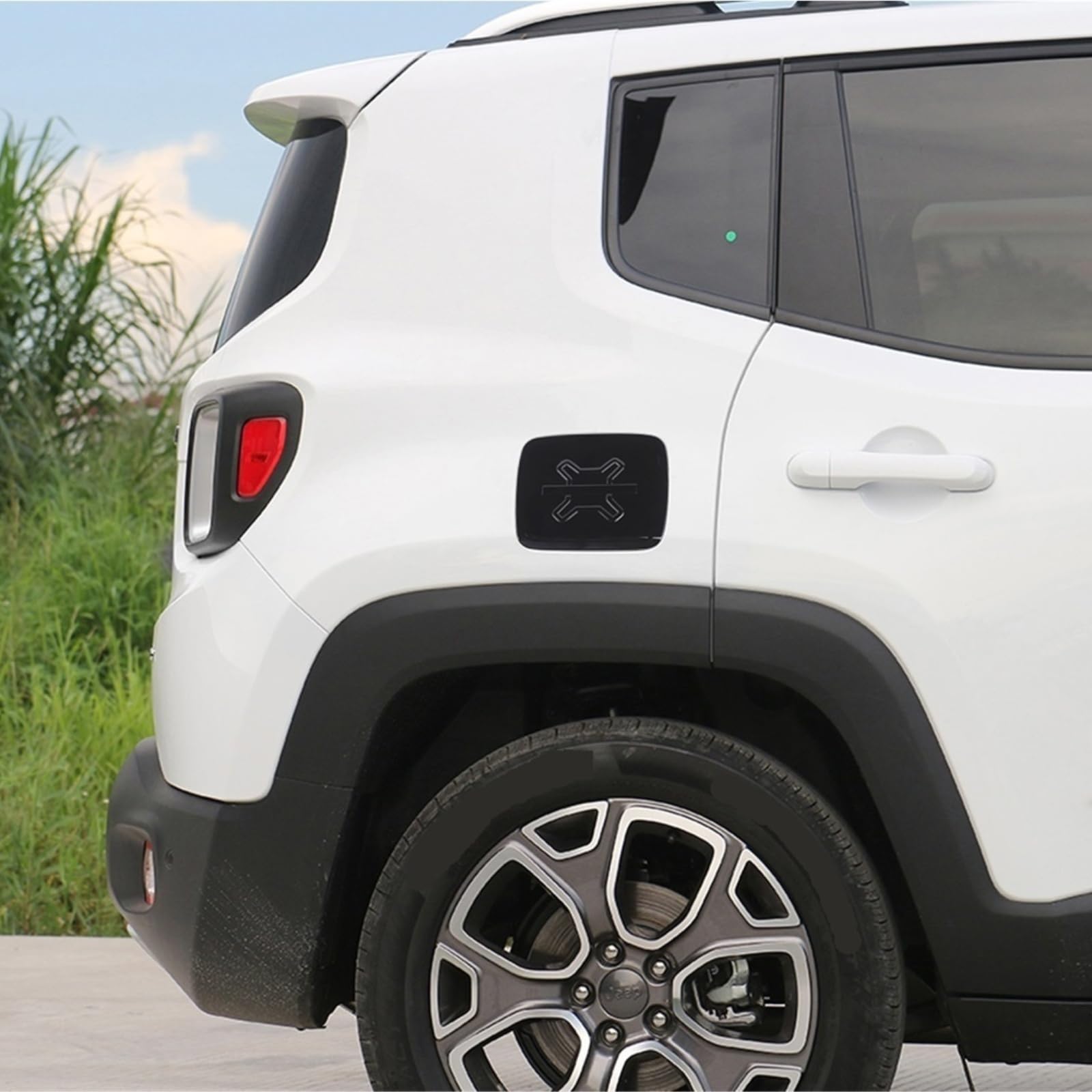 Korek wlewu oleju Pasuje do Jeep Renegade 2016 2017 2018 2019 2020 2021 2023, dekoracyjna osłona korka wlewu paliwa samochodowego(Glossy Black)