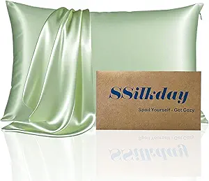 Mulberry Silk Pillow Cases with Zipper, Ultra Smooth Soft Breathable Cooling Pillow Cases for Hot Sleepers, Silk Satin Pillowcase for Hair and Skin, Gifts for Women (Sage Green, Standard Size, 1 Pack)