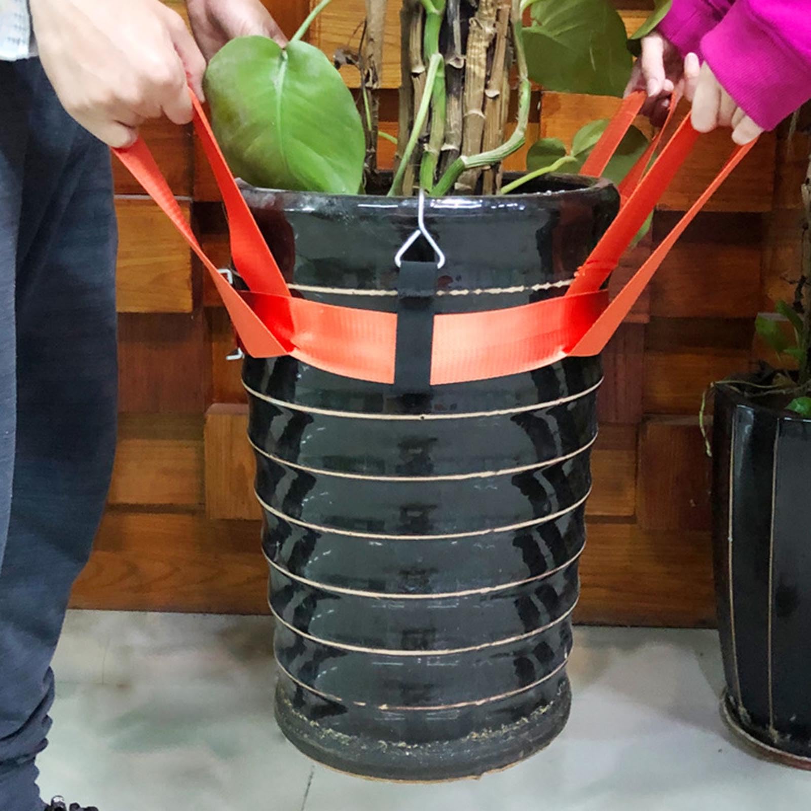 Sangle de levage pour plantes en pot pour simplifier la manipulation d'objets lourds dans votre jardin