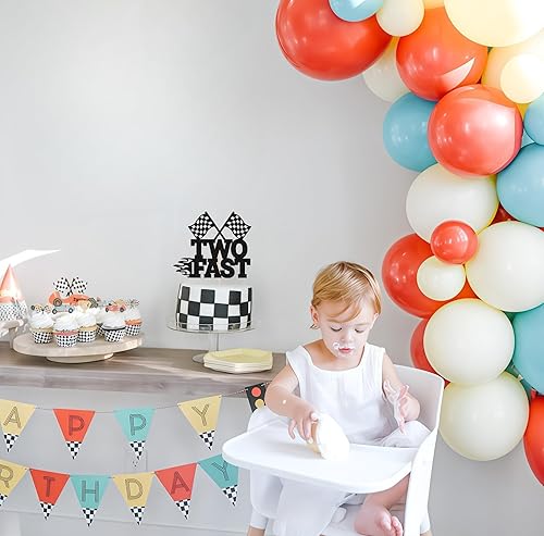 Vista 4 de Decoración para tartas de dos rápidos, temática de auto de carreras con purpurina negra, decoración de pastel de fiesta de segundo cumpleaños