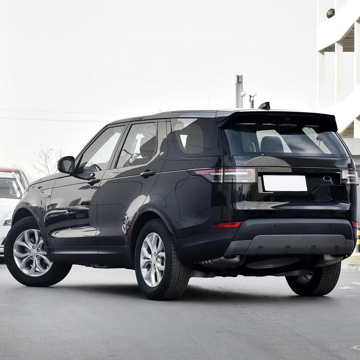 Rear Bumper Skid Plate Trim Board Replacement For Land Rover Discovery 5 2017 2018 2019 2020 2021 for models with standard rear bumper Gray ABS