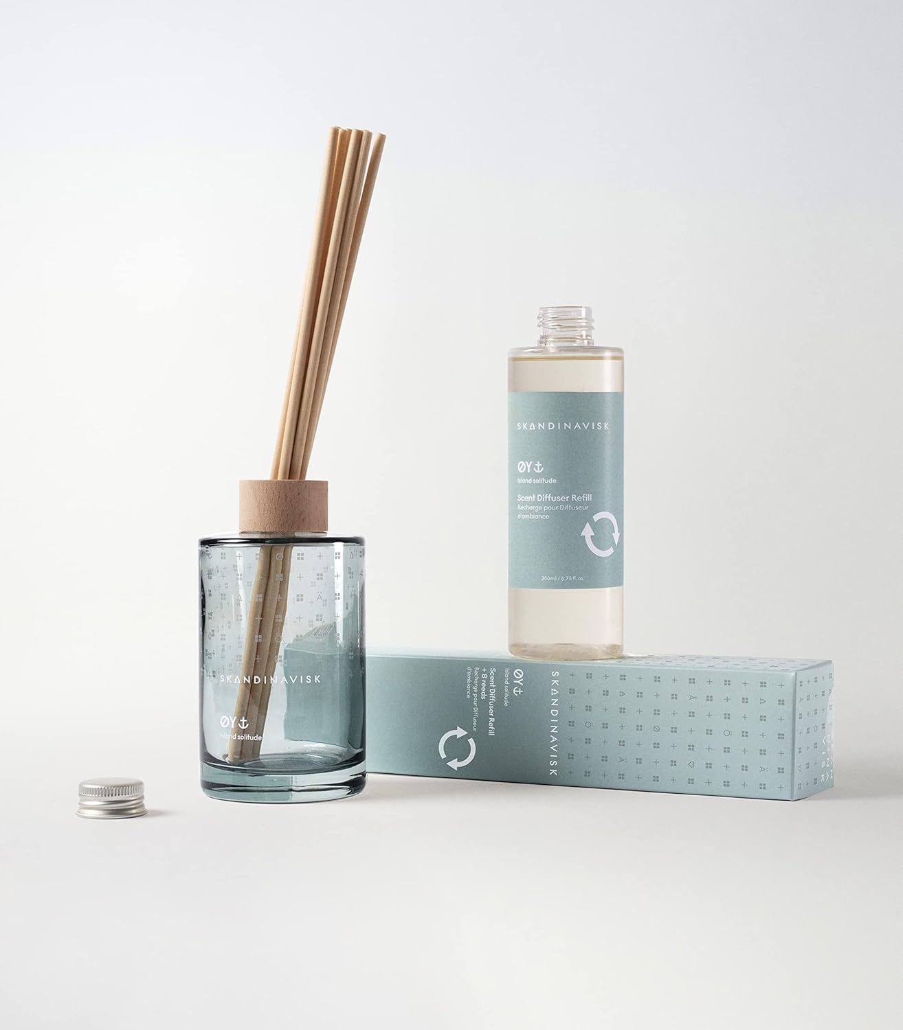 Skandinavisk ØY 'Island' Reed Diffuser Refill with 8 Reeds. Lasts +3 Months. Fragrance Notes: Crabapple and Dog Rose, Water Mosses and Green Leaves. 6.75 fl. oz.