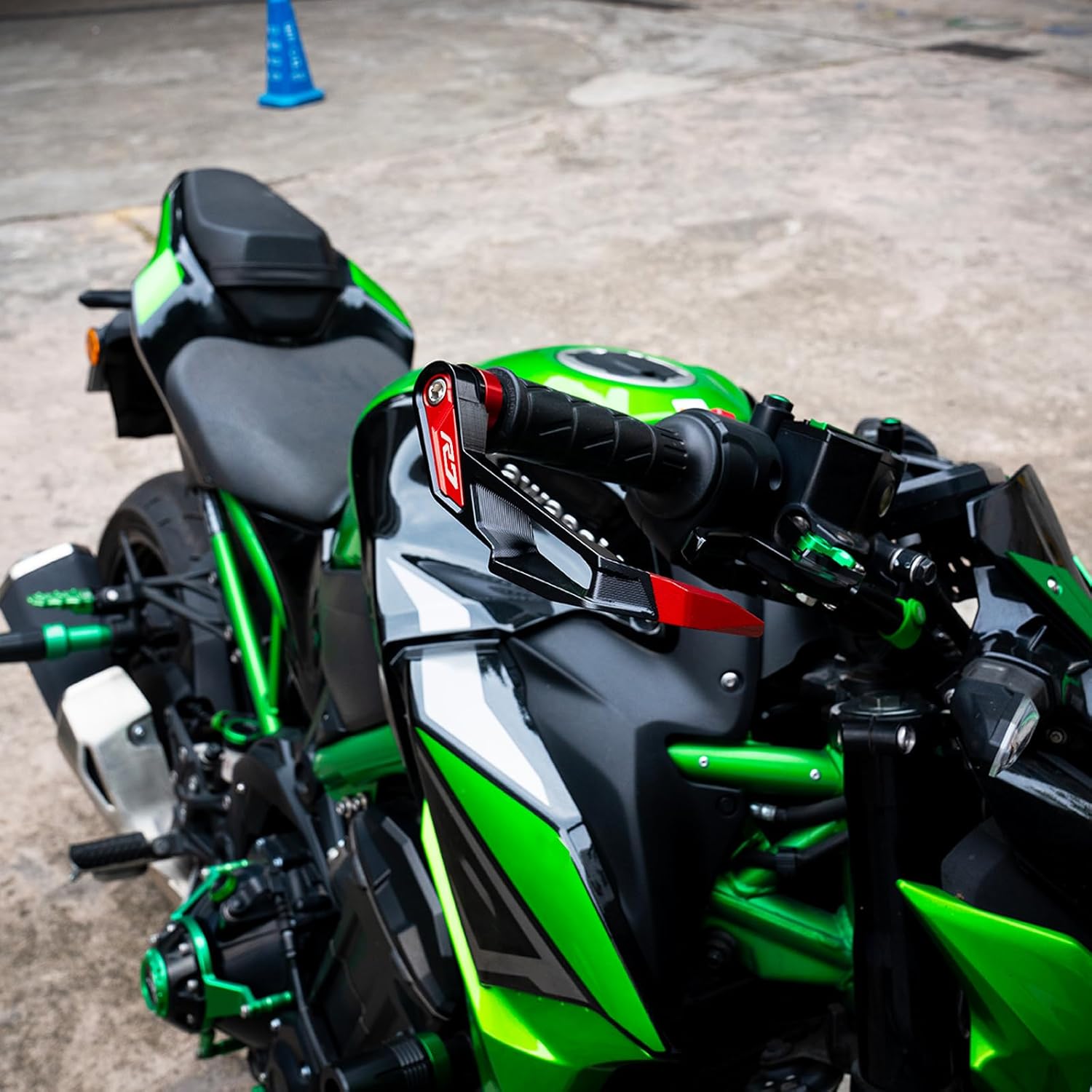 MOWOK Fit for Yamaha R7 YZF-R7 YZFR7 2021 2022 2023 2024 2025 Accessories Motorcycle Clutch Brake Lever Hand Guards handguard Handlebar Protector (Black)