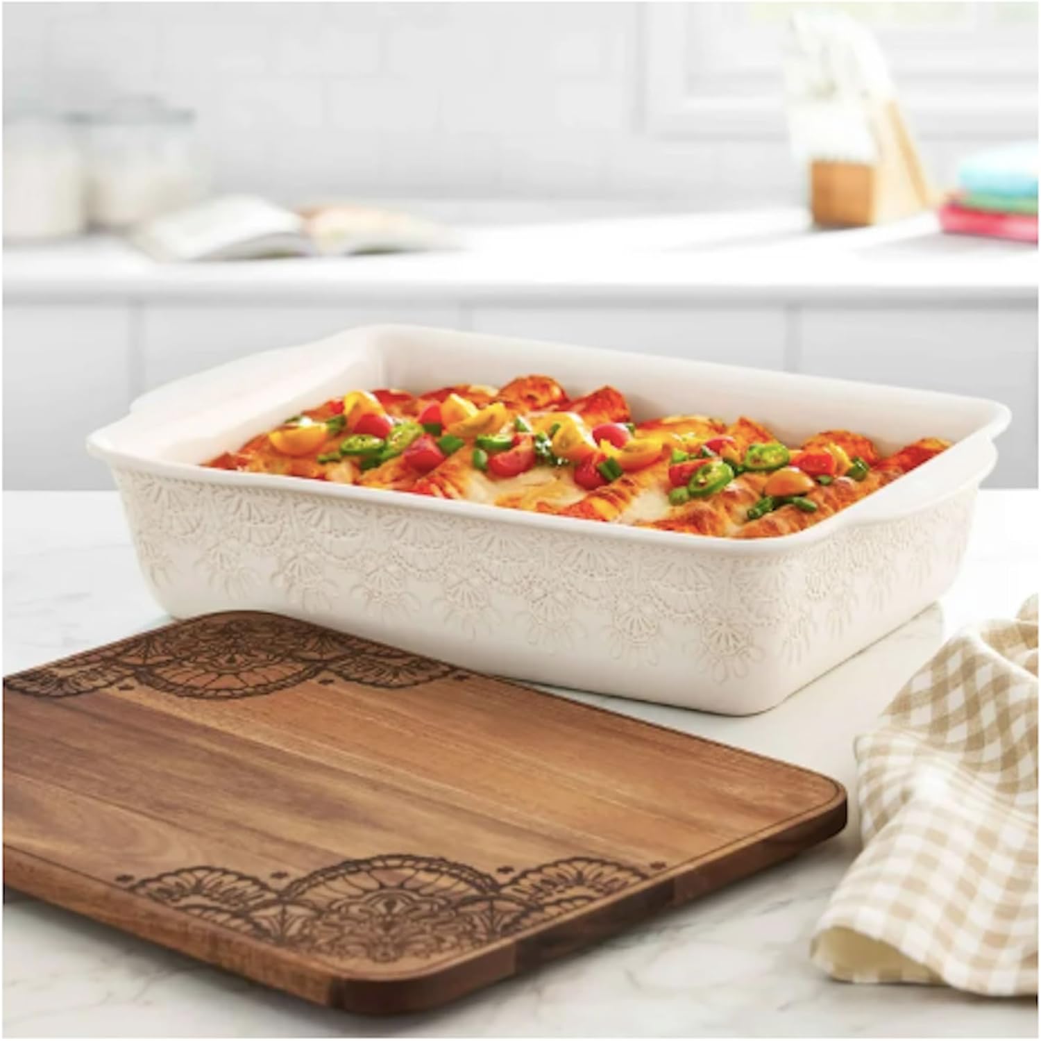 Vintage Lace 9x13 Ceramic Baking Dish with Wood Lid – Durable Stoneware Casserole Pan with Handles – Linen