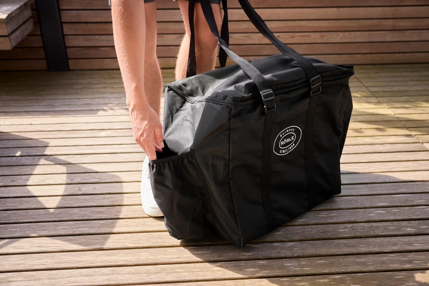 RÖSLE Videro G2-P Carry case, Protective Cover for Transporting The Mobile Table Grill with Wide Carrying Handles - Image 4