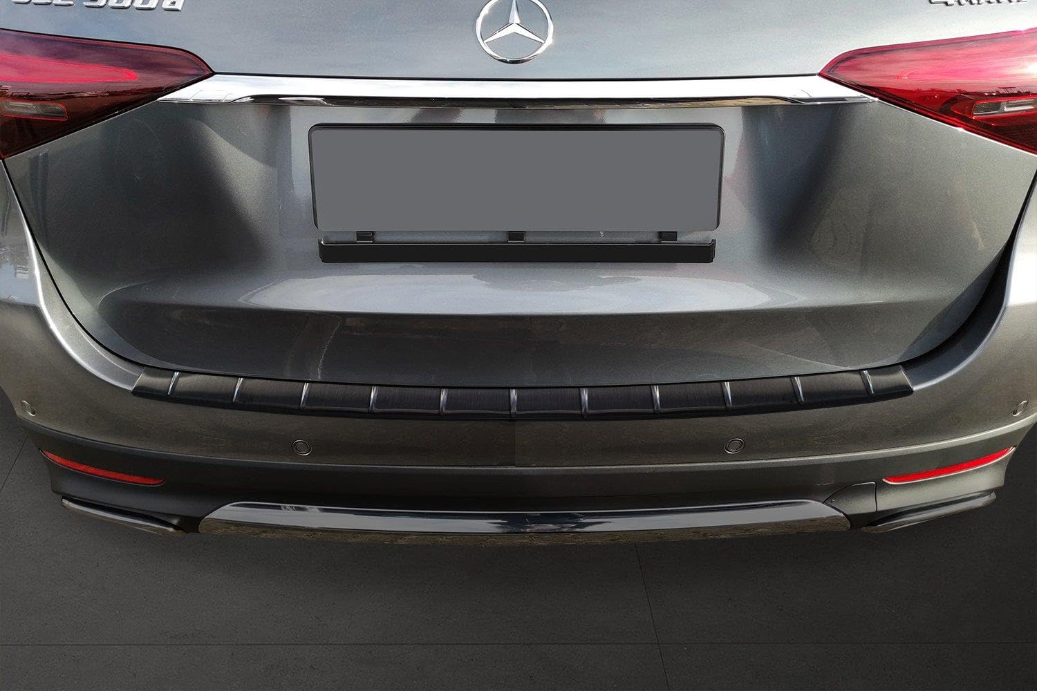 AVISA | Compatible con Mercedes GLE 2023+ | Protector de Parachoques Trasero; Acero Inoxidable, Cepillado, Grafito; Tira Protectora Protege la Pintura del Parachoques Trasero de Daños