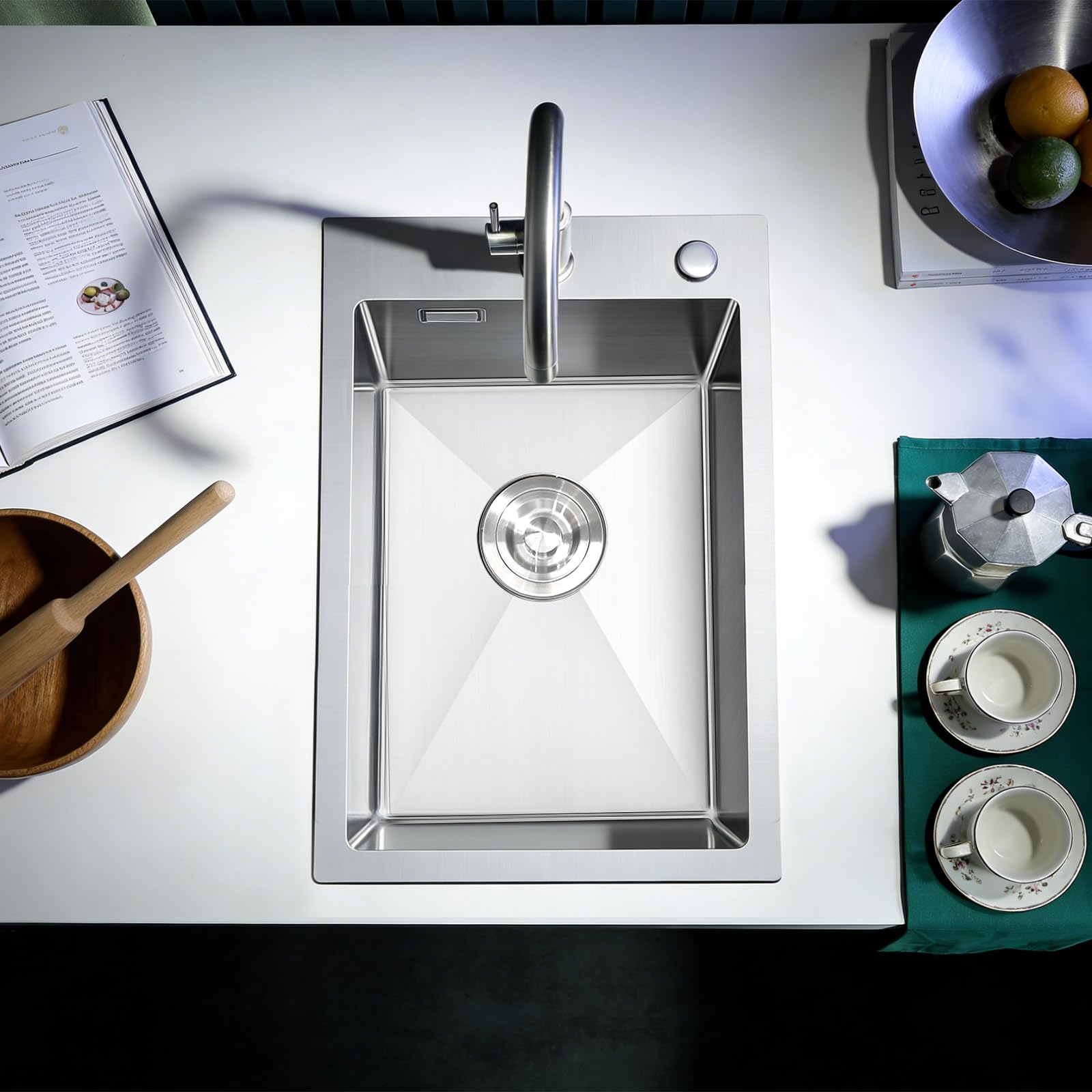 Lavandino Cucina Brushed, 35x50 cm, Lavello Cucina 1 Vasca in Acciaio Inox, Lavello da Esterno per Camper con Set di Drenaggio e 2 Fori di Preforato, Installazione a Sopratop o Filotop